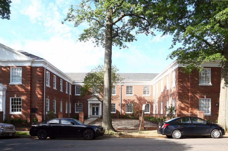 Parkwood Exterior 1 Rt